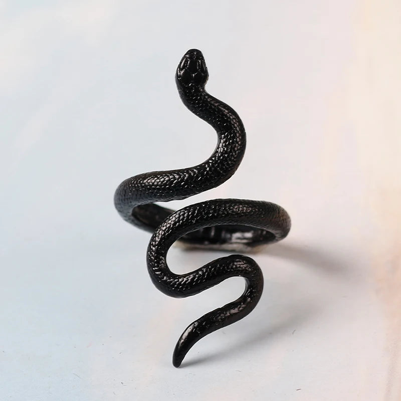 Snake Ring Black