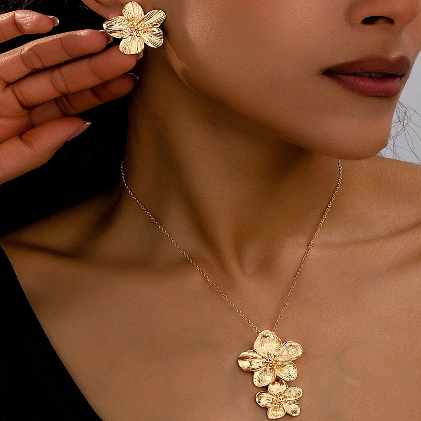 Suitable for Daily Wear and Gift Giving