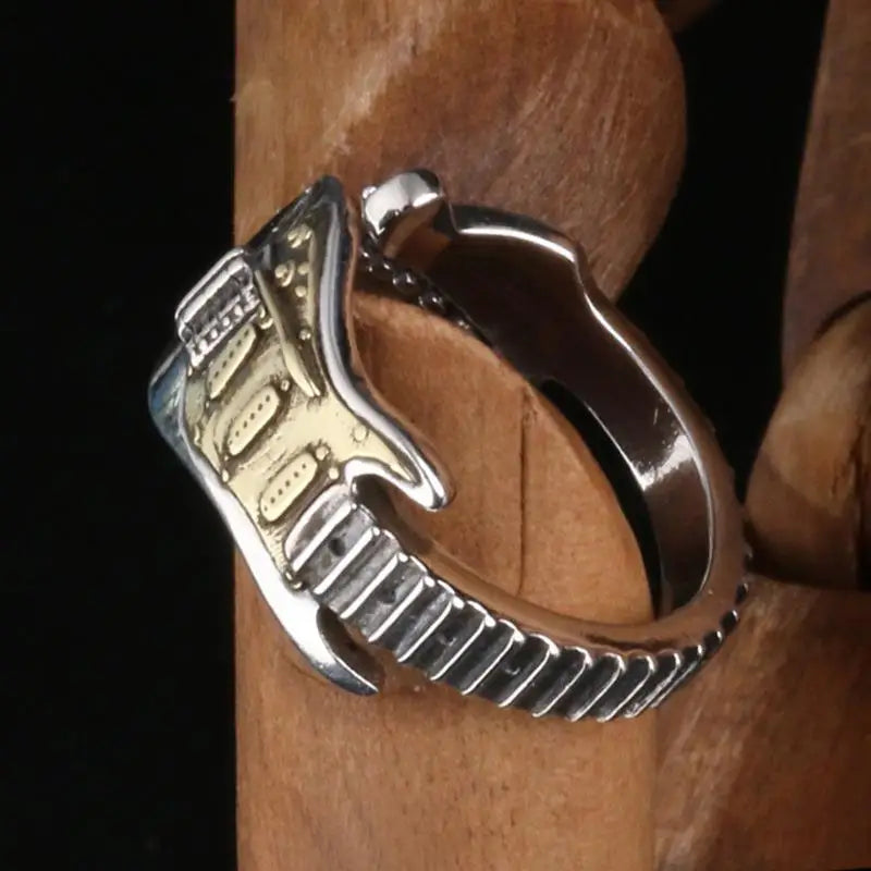 Guitar Ring Gothic Rock